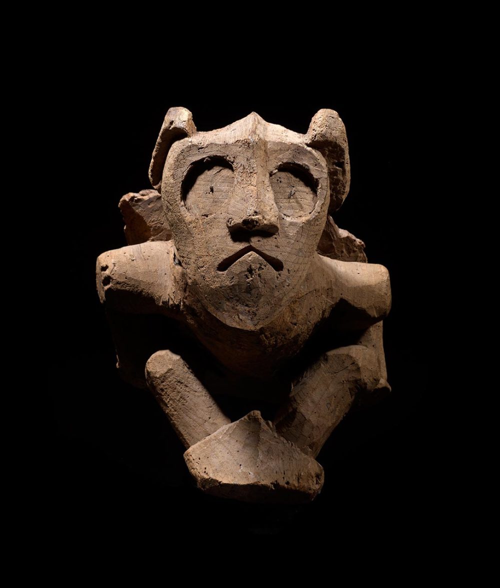 Coffin End Guardian Dayak Art